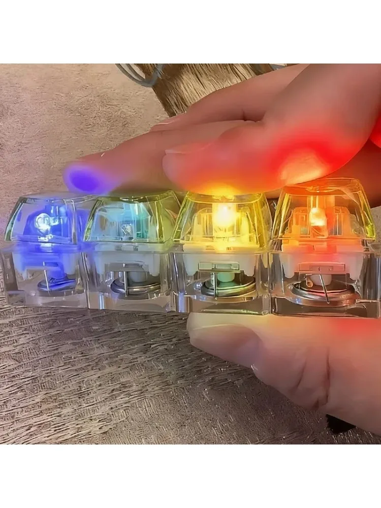 Leuchtende Tastatur-Tasten Stressabbau Klickbare LED-Tasten Spielzeug gegen Angst Büro-Schreibtisch-Zubehör