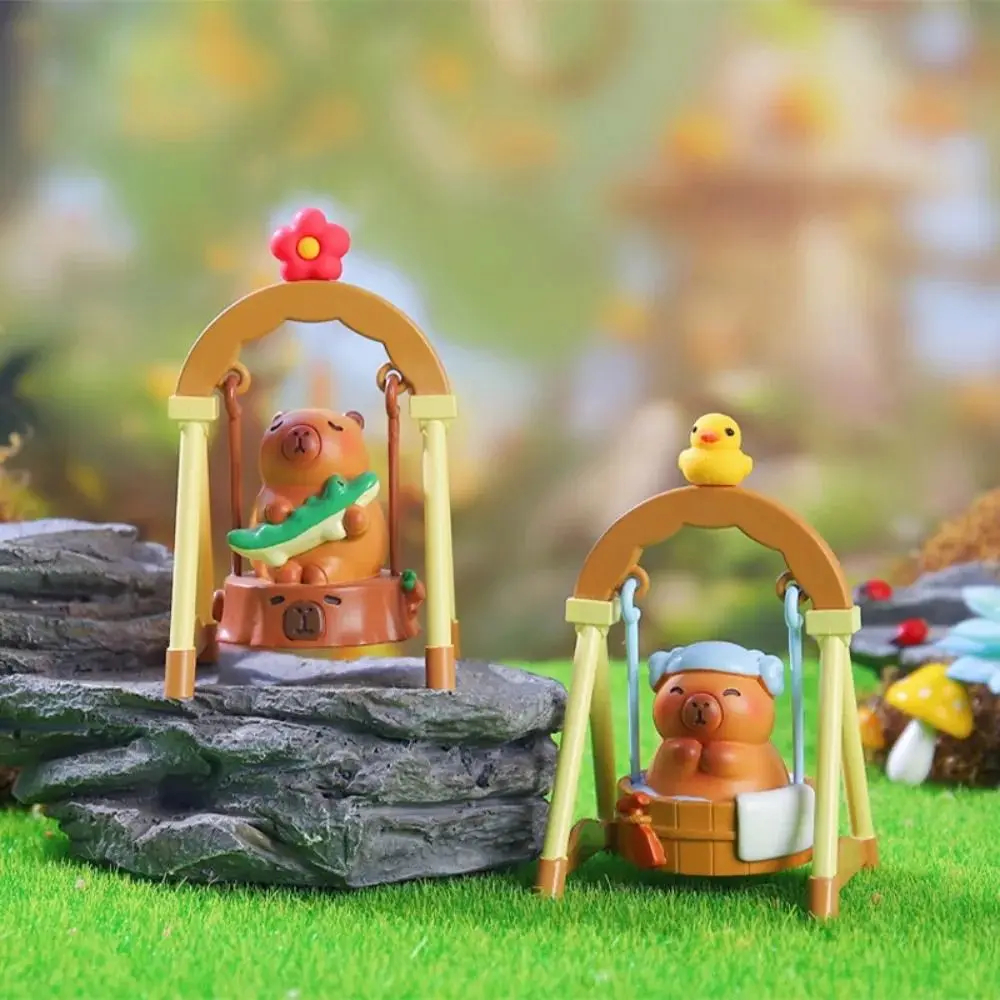 Losowa Figurka Anime Kapibary Leżąca Siedząca Huśtająca się Kapibara Figurka Łabędź Kapibara Żółw Kapibara Model PVC Dekoracja Tortu