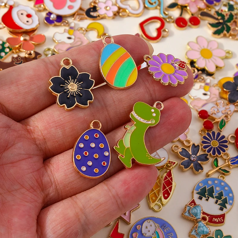 Leslie Hot Sale 10-30pcs Mixed Cute Heart Animal Charms Flower Fruit Rainbow Charms for DIY Jewelry Making More than 5000 Styles