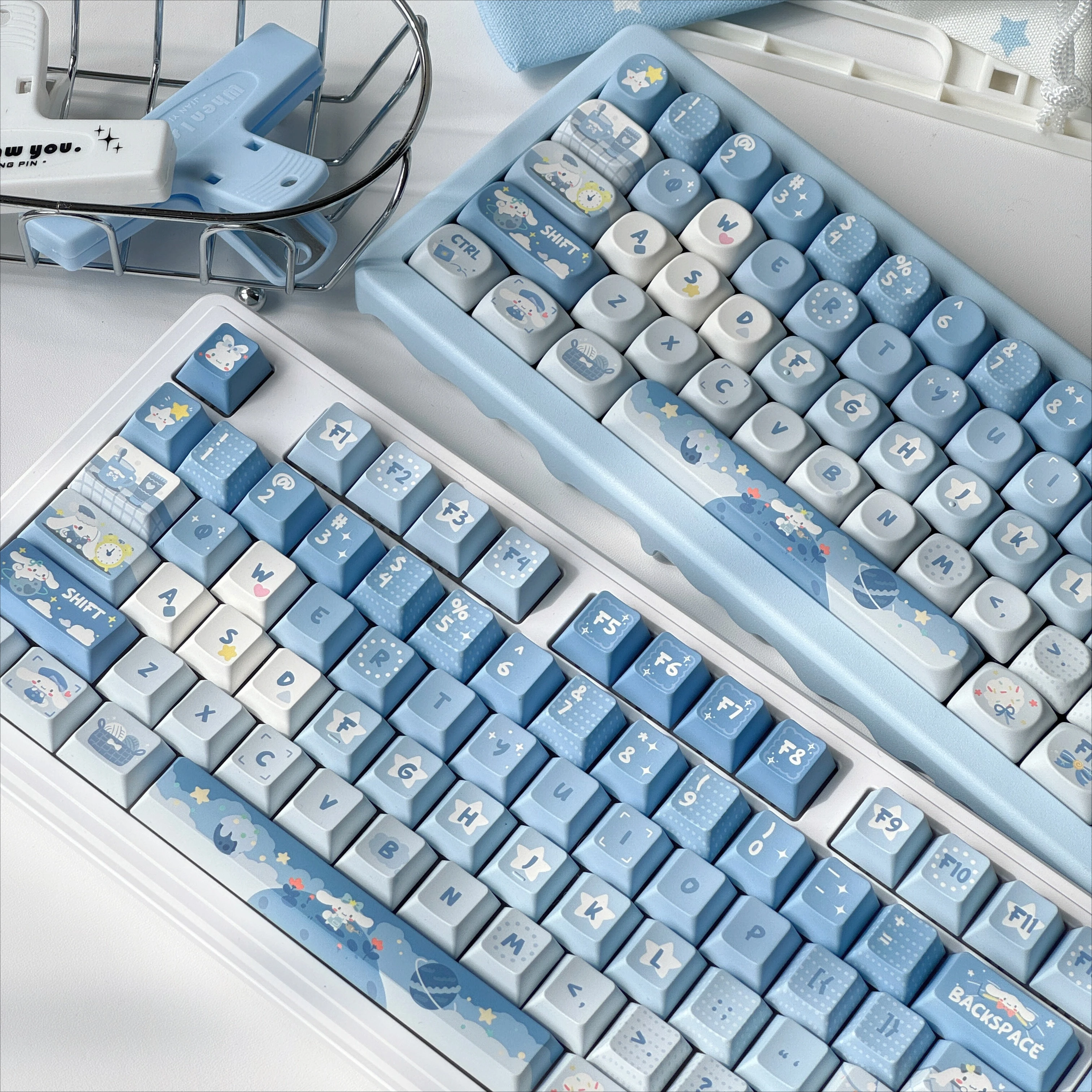 Kawaii Hand Drawn Sanrio Cinnamoroll Themed Keycap Set SOA Cherry Profile PBT Girly Keycaps for MX Switch Mechanical Keyboards