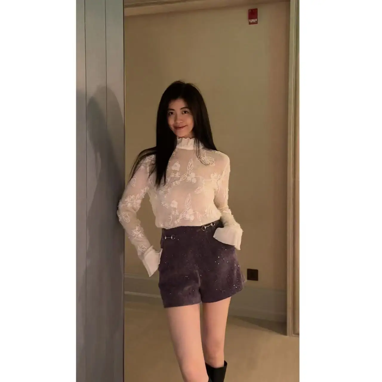 

NCOU Nie Kou Winter 2024 High Waist Faionable ort Pants Silver iny Chenille Fabric Bule Versatile Sli Tempe...