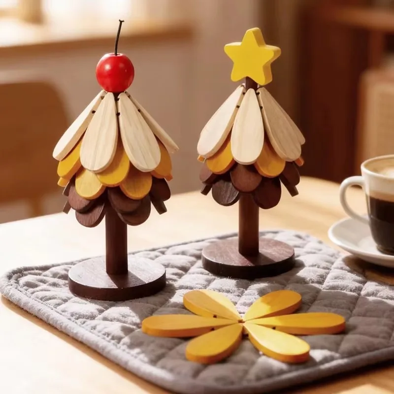 Foldable Christmas Tree Wooden Coasters Heat-Resistant Natural Trivet for Hot Dishes Pots Kitchen Decor Accessories