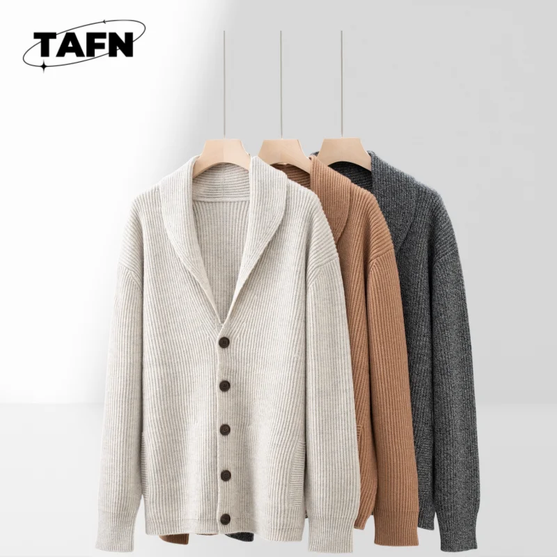 

2025 High-Quality Retro Design100% Cashmere Cardigan, Perfect for Casual Outfits Perfect for Everyday Casual Use AJ1735