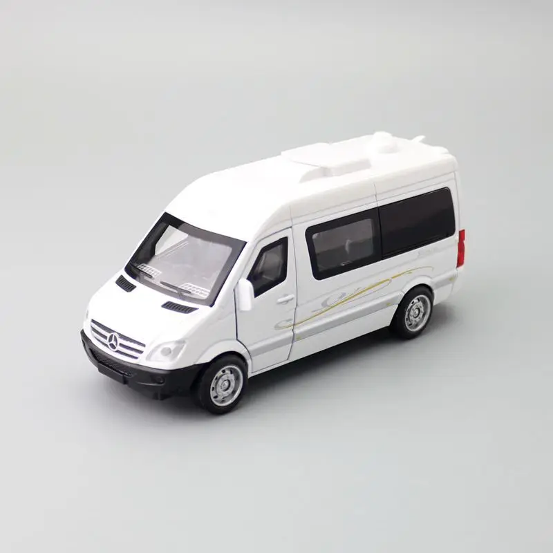 1:32 Scale Sprinter GLS580 Model Toy Car Alloy Diecast Doors Opened Pull Back Miniature Models Computer Desk Ornament