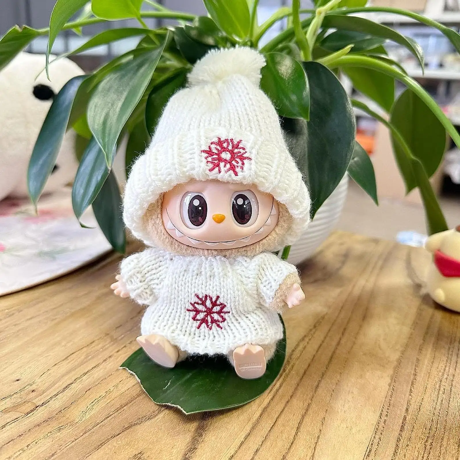 Plush Doll Pullover Top Winter Doll Outfit Set Flexibility Imagination Doll Apparel Snowflake Hat Accessory for 7.87inch Doll