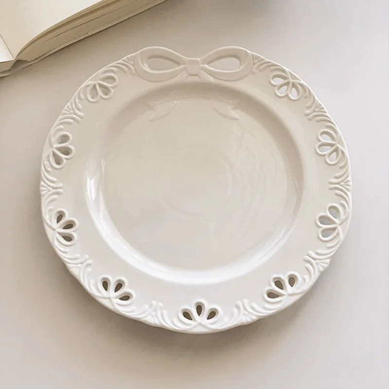 Ins French Hollowed Out Relief Western Food Plate Cake and Dessert Plat Home Decoration Plate with High Aesthetic Value Bow