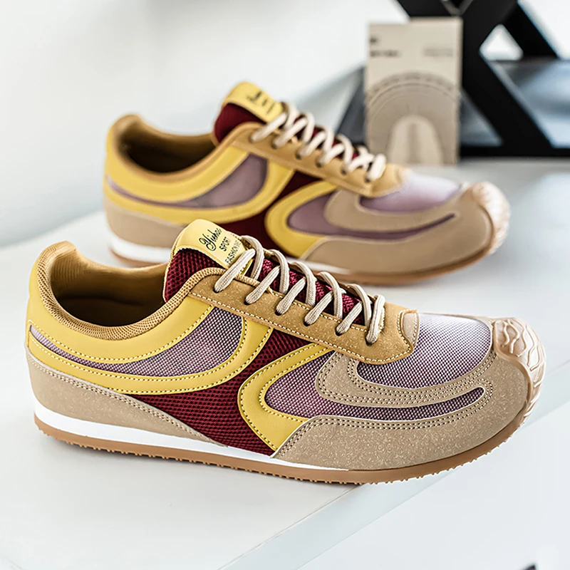 

Retro Men's Sneaker Breathable Non-slip Running Shoes Man Casual Sneakers Comfortable Low Cut Mens Flat Trainers tenis hombres