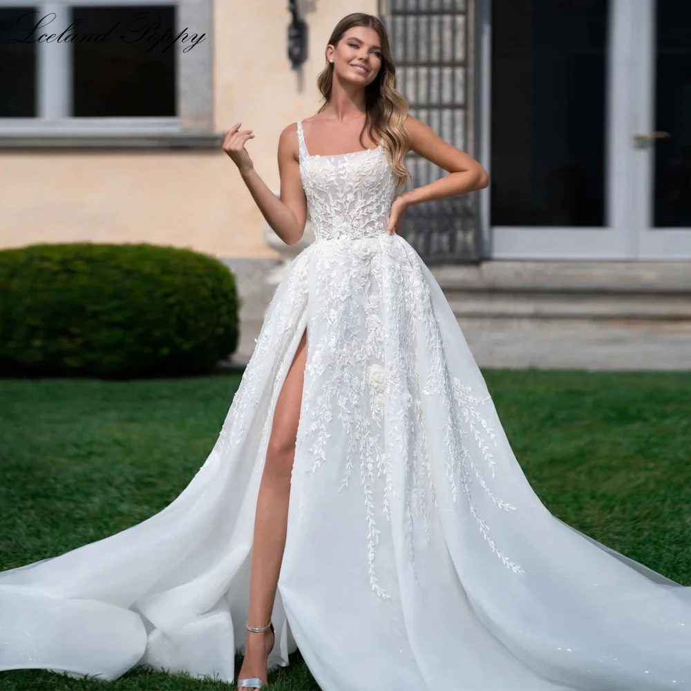 

Lceland Poppy Square Neck A Line Backless Wedding Dresses Beaded Lace Appliques High Slit Bridal Gowns with Court Train