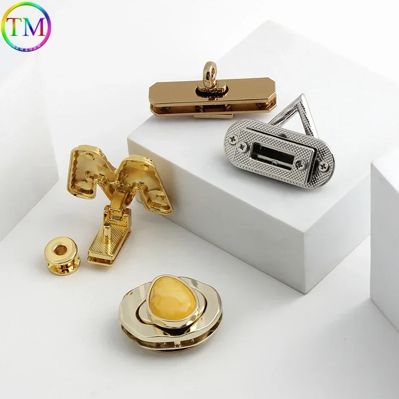 Triangle/Oval Shape Metal Rectangle Twist Turn Lock Clasp For Bag Handbags Purse Closure Buckle DIY Hardware Wallet Accessories