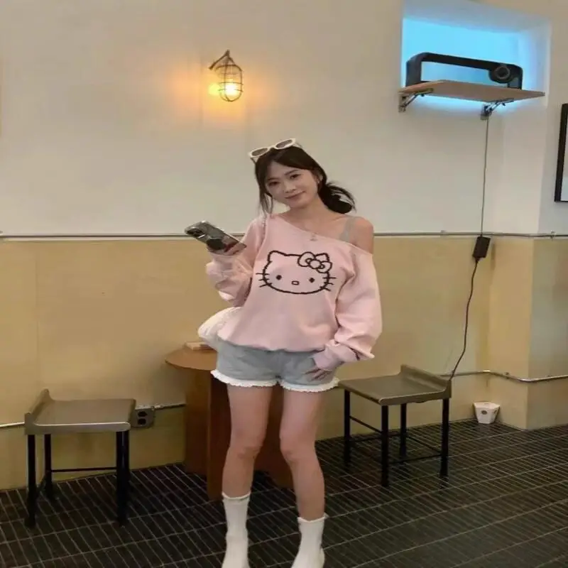 

Толстовка с капюшоном и открытыми плечами с рисунком Hello Kitty для женщин, осенне-зимний стиль, милый повседневный стиль, топы с принтом в стиле кавайи, сексуальный пуловер
