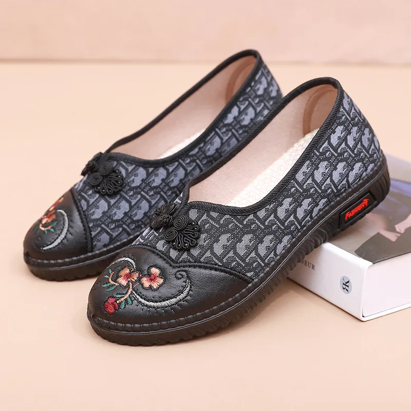 Fashion Ladies Flats Shoes Spring Summer 2023 New Women Casual Shoes Soft Sole Comfortable Mother Loafers Zapatos Mujer Femme