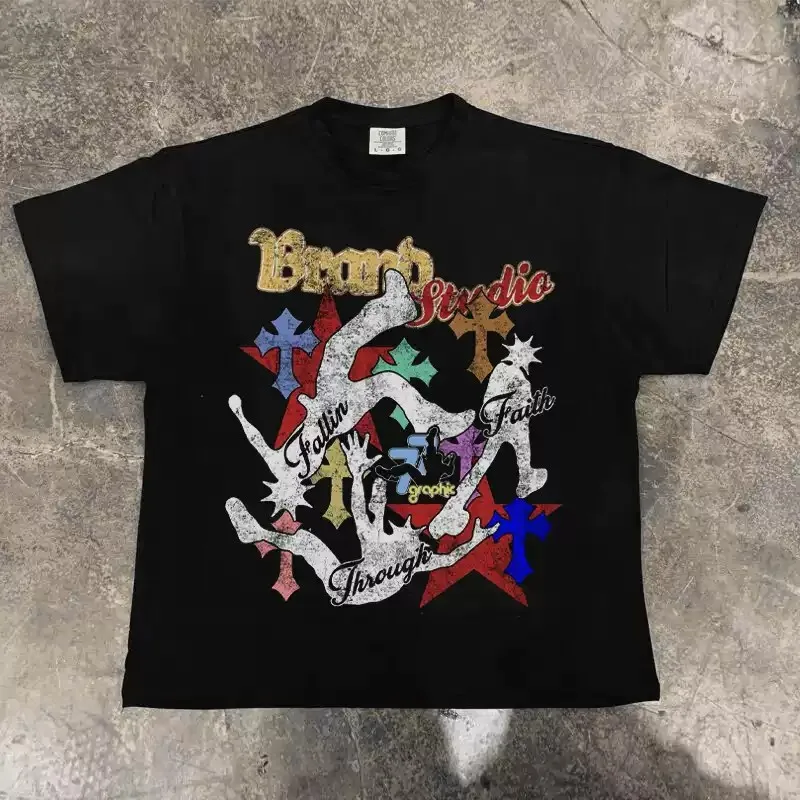 Vintage Distressed Cross Figure Graphic T‑Shirt Men Women Retro Faith Theme Art Print Unisex Loose Heavy Cotton Short Sleeve Hip Hop Streetwear Black Tops.