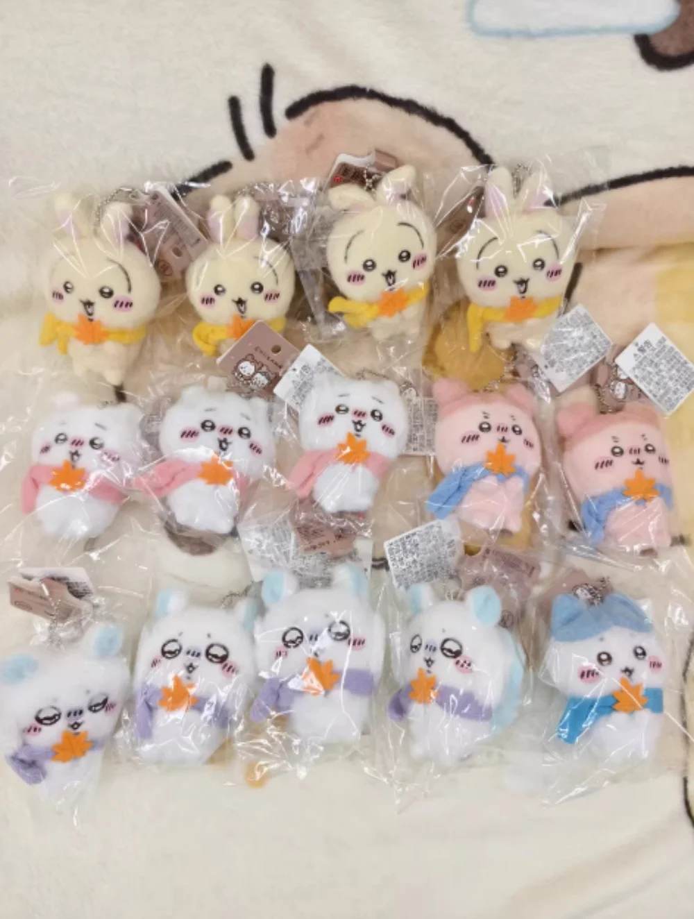 

Плюшевая подвеска-кукла Usaki Rabbit из серии Chiikawa: самоироничный медведь, сезонный декоративный подвесной орнамент, подарок