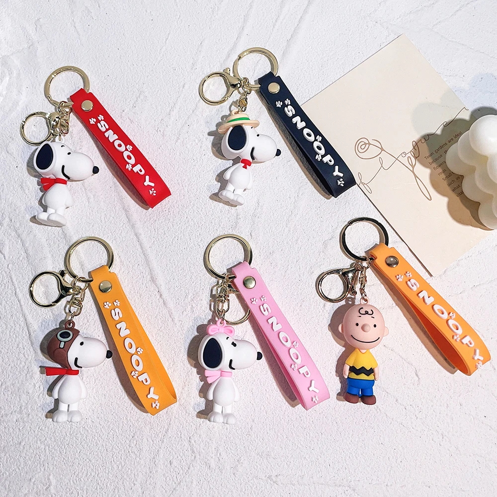 Cartoon Snoopy Keychain Charlie Doll Pendant Car Small Pendant Girl Mood Couple Small Gift Christmas