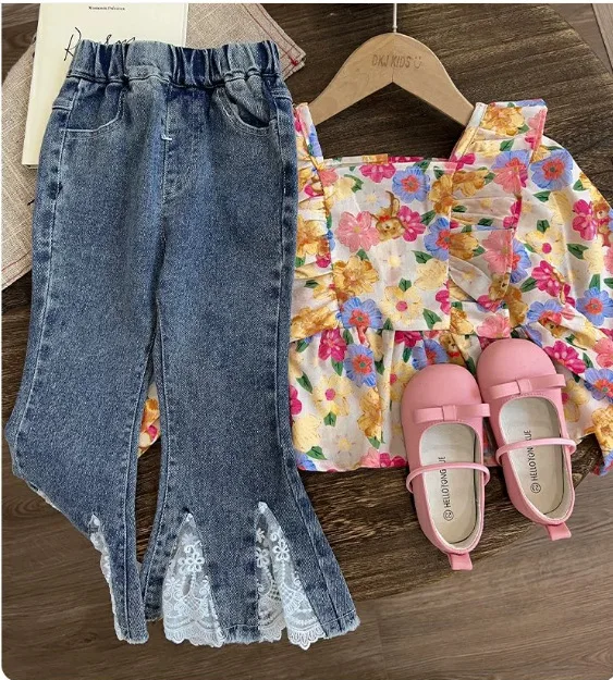 Girls Autumn Clothes Suits 2023 New Children\'s Lace Denim Flared Jeans Pants +  Cartoon Bear Floral Top Shirts Clothing Set