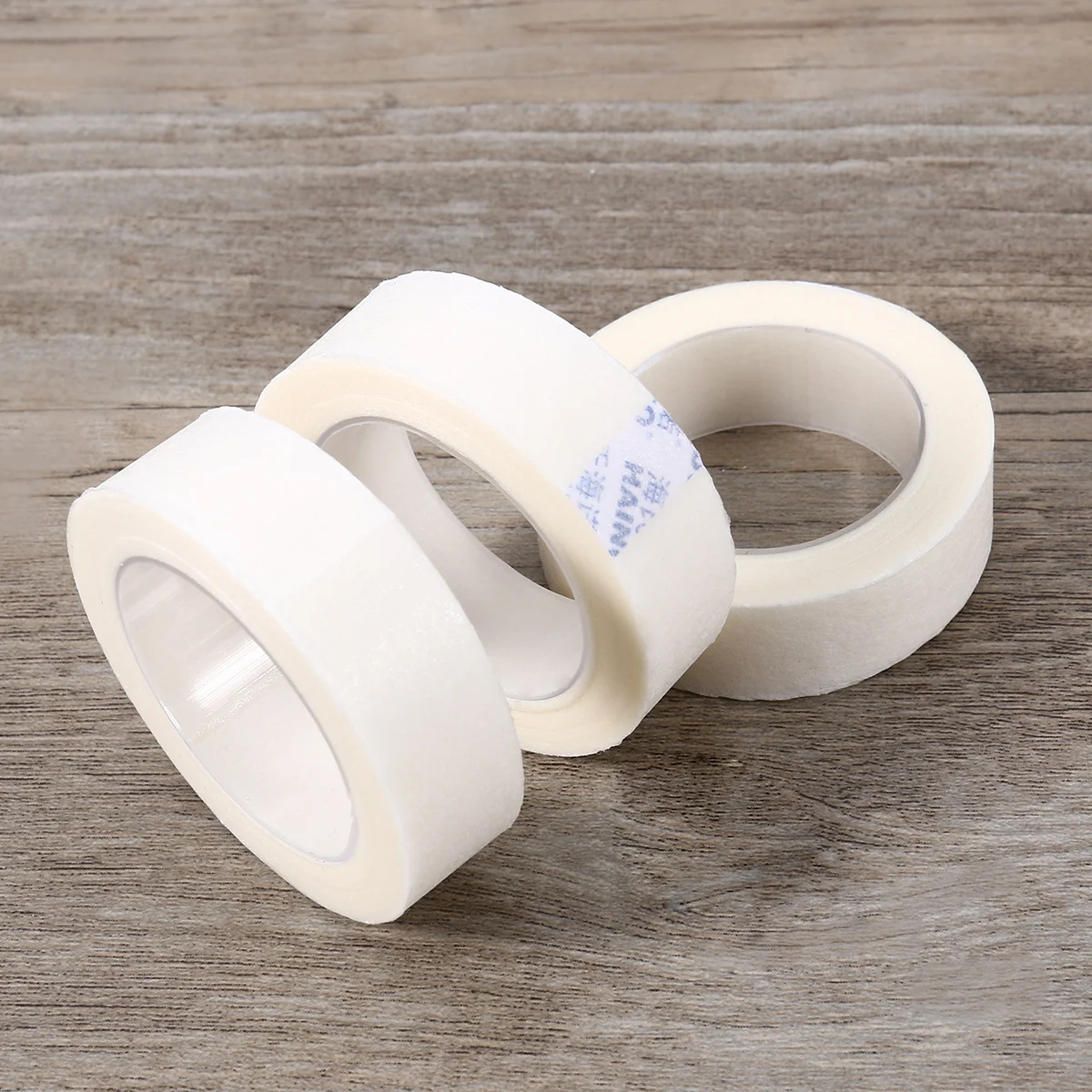 

6 Rolls Eyelash Extension Tape Non Woven Fabric Gentle Secure Adhesion Isolate Upper Lower Lashes Lash Extension Supply White