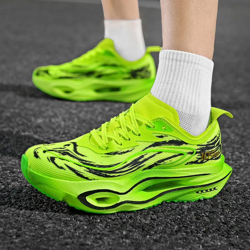 Herren-Freizeitsportschuhe, trendige Laufschuhe mit Tiger-Muster, Sportschuhe mit hohler Dämpfungsoptik, leichte, atmungsaktive Laufschuhe aus Mesh-Material, rutschfest und abriebfest, ideal für Jugendliche, Campus-Marathon-Training und Outdoor-Aktivitäten. – Detail 17