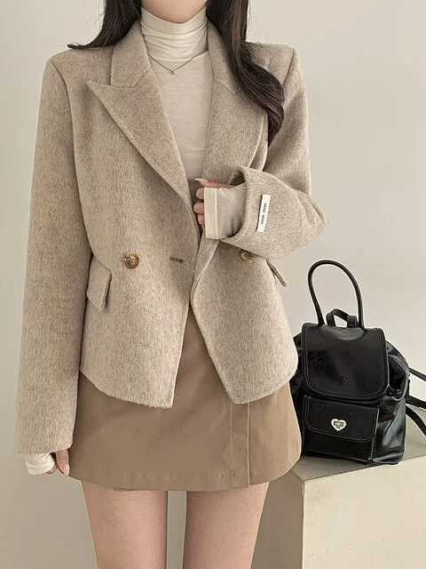 Elegant Wide Lapel Long Sleeve Woolen Coat Loose Fit Retro High-End Feel Trendy Women's Fashion Commute Style Winter Coat