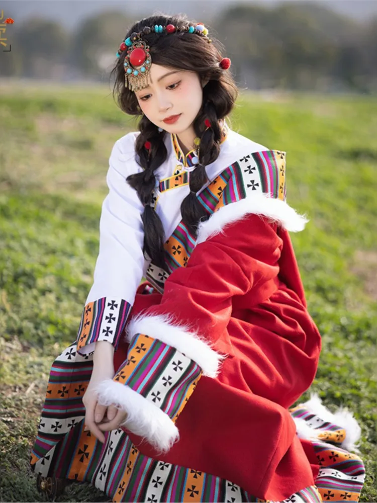 

New styles of photo travel robes long skirts and exotic dance costumes