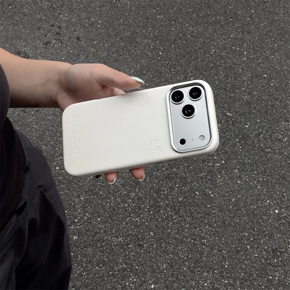 Korean Minimalist White Leather Texture Phone Case For iPhone 15 16 17 Pro Max Little Lens Cover Anti-drop Soft Phone Case