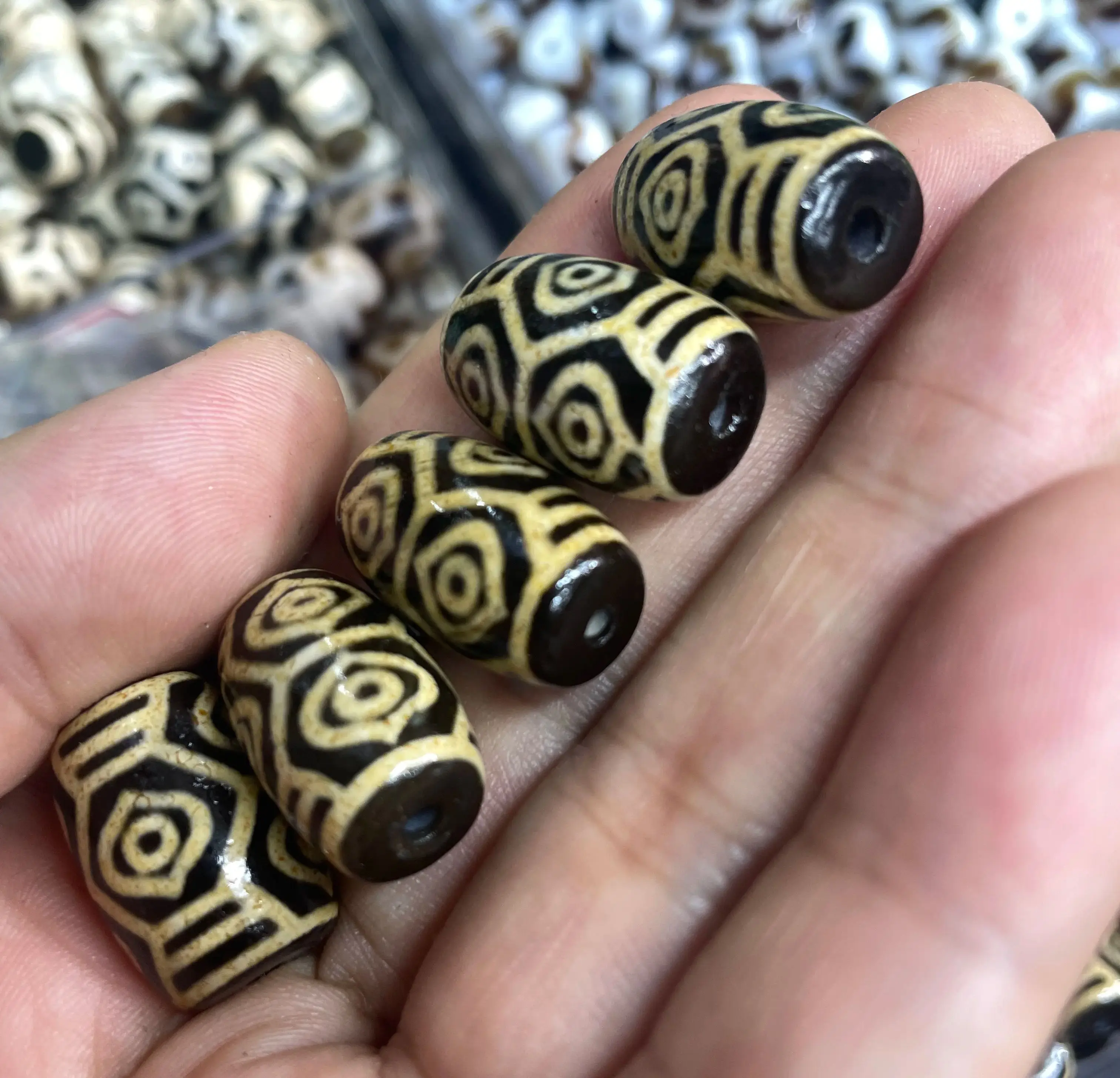 A Special Link Whole Sale Lots Do not order directly For Selecting items Make Inquiry Tibetan Oily Patina dZi Bead Dragon Eyed