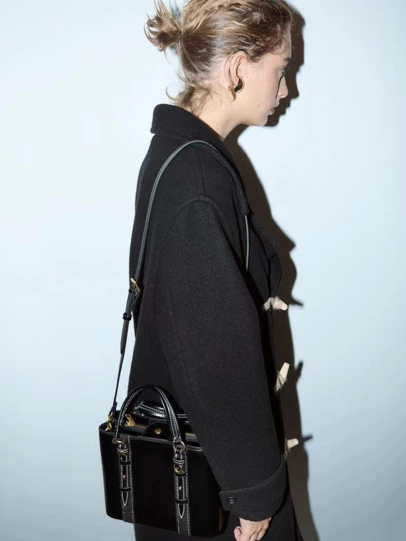 

Black Mini City Handheld Crossbody Bag Versatile Bucket Bag