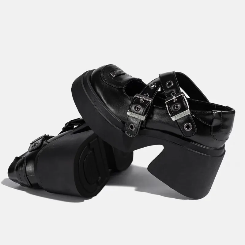 Thumbnail 2 - #7 Trending Block Heel Shoes Right Now