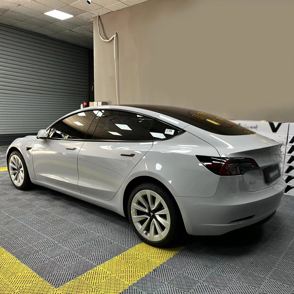 Película protectora de revestimiento de vinilo para coche personalizada gris claro Nardo de cristal brillante - Calcomanía para carrocería de automóvil con acabado brillante duradero