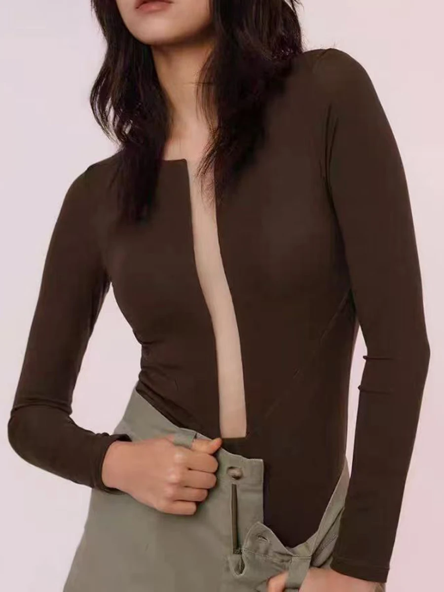 TWOTWINSTYLE الصلبة الحد الأدنى المألوف Playsuit للنساء الرقبة العميقة طويلة الأكمام التخسيس مثير مزاجه بلايسوت الإناث