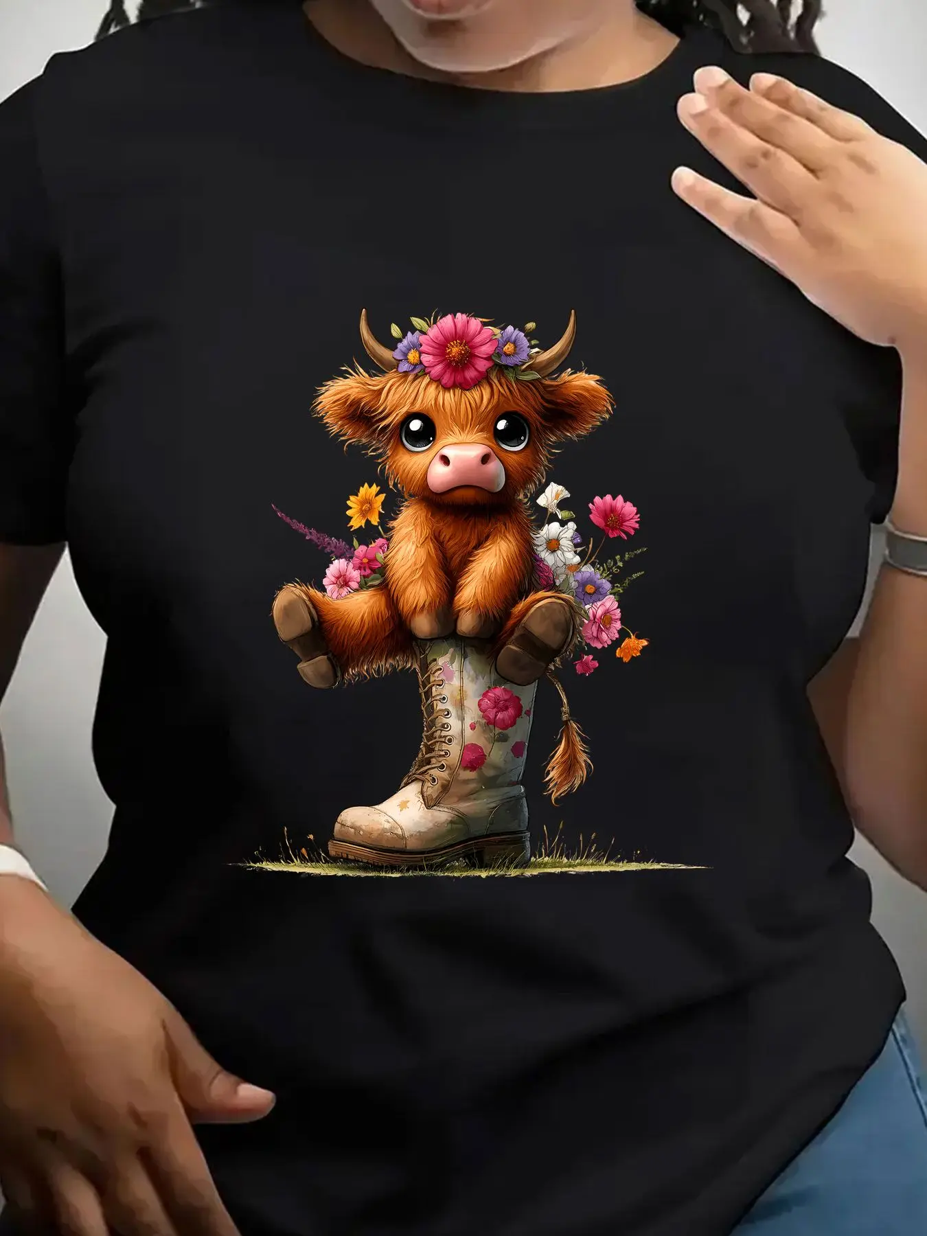 Women's Trendy Crew Neck T-Shirt Cute Highland Cow in Boot Suitable for Casual Sportswear