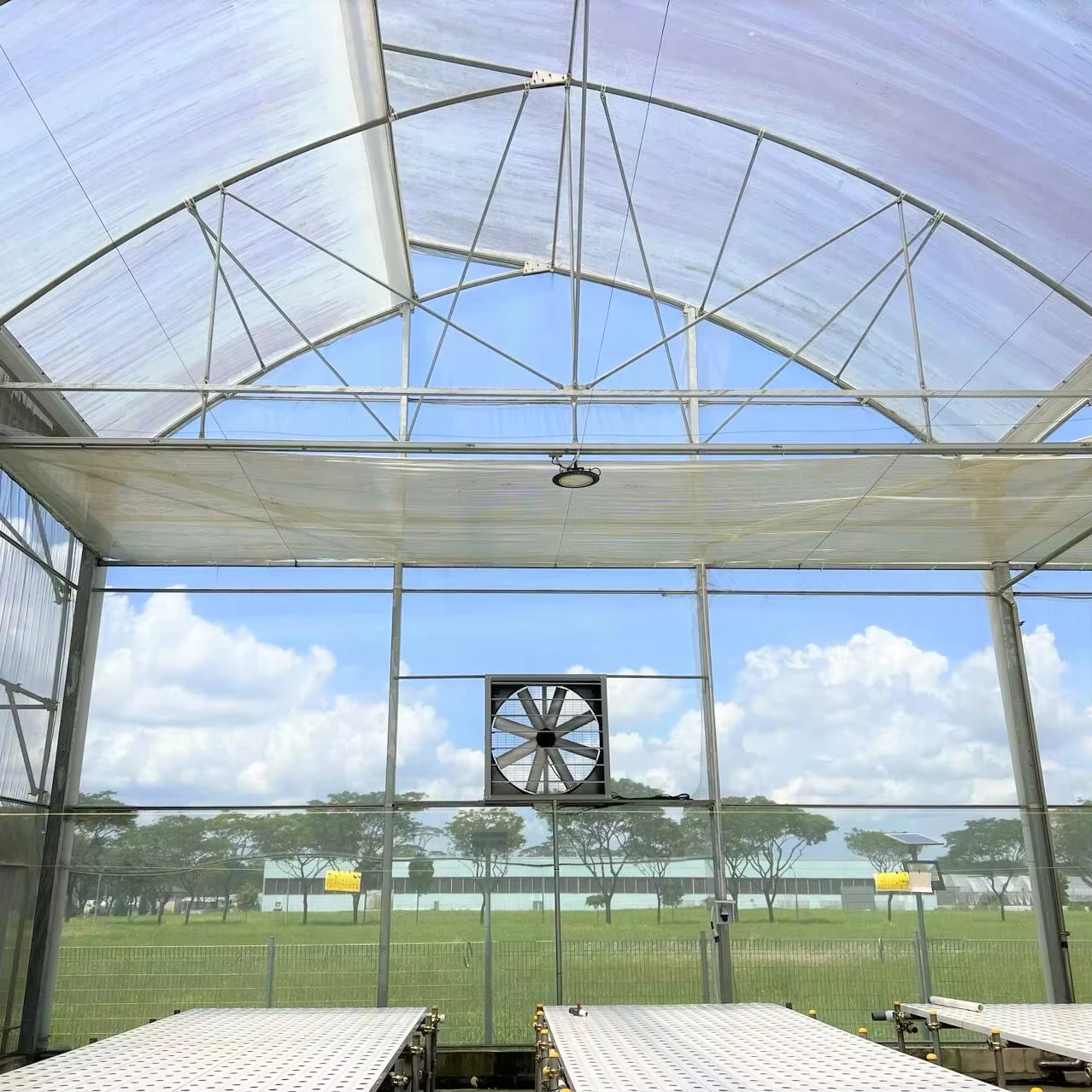 

1100W 48INCH Solar Power Exhaust Fan Efficient Livestock Factory Greenhouse Ventilation Solutions