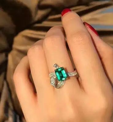 Elegant Cutout Bowknot Princess Cut Emerald Full Diamond Couple Ring For Women Green S925 Silverd Anniversary Gift Jewelry