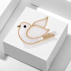 Pigeons Enamel Dove of Peace Brooch Pins Women Unisex Bird Animal Banquet Daily Jewelry Gifts Clothing Suit Coat Accesories