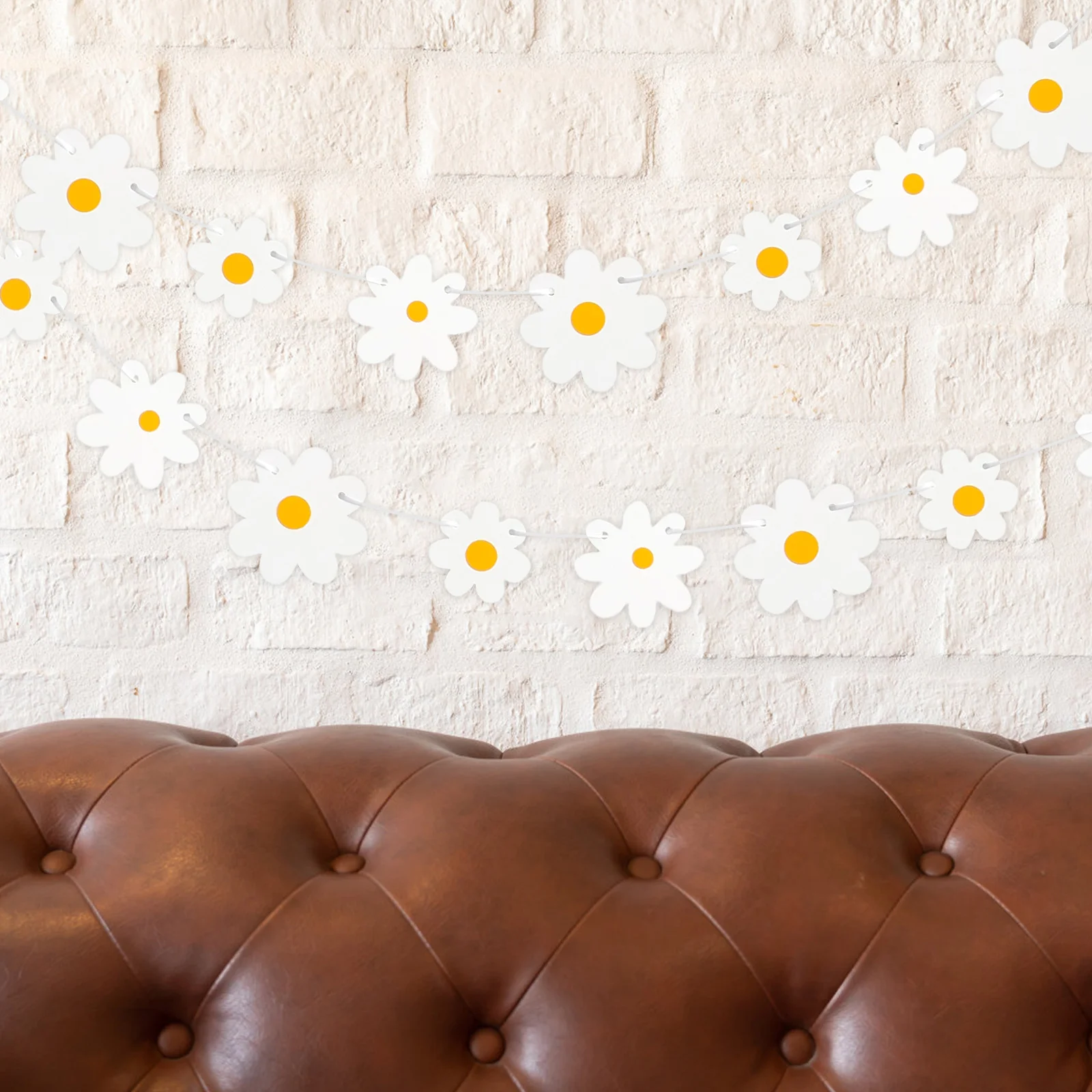

4 Pcs Little Daisy Pulls The Flag Boho Flower Garland Bohemian Birthday Door Decor Paper Decorations Baby Shower Mother