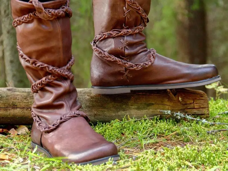 Retro Mittelalterliche Piraten-Cosplay-Stiefel für Männer, Halloween Gothic Bandage Ritterschuhe, Outdoor Geflochtene Schnürstiefel aus PU-Leder bis zur Wadenhöhe – Detail 10