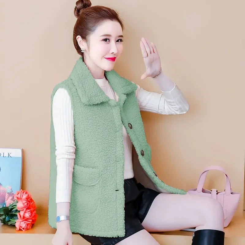 

Women's 2024 Autumn/Winter Korean Loose Vest Waistcoat With Thickened Imitation Lamb Velvet Vest Female Sleeveless Jacket