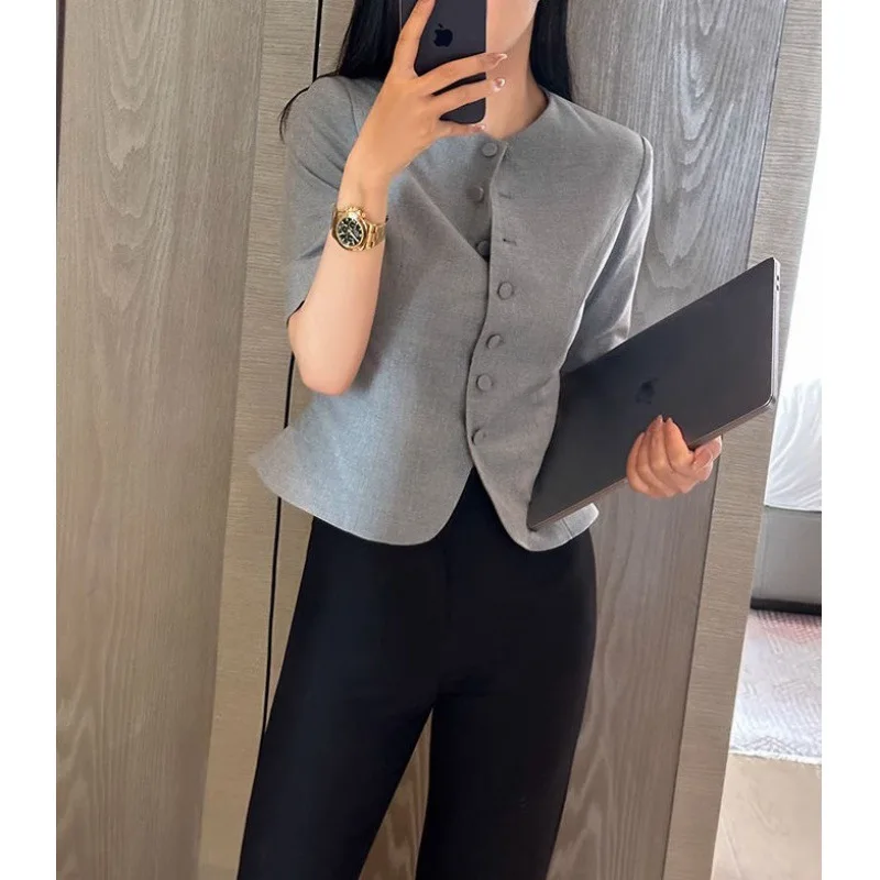 Gao grade sense 2025 nuova estate nuovo temperamento blazer grigio slim e sottile a maniche corte un set completo per le donne y2k