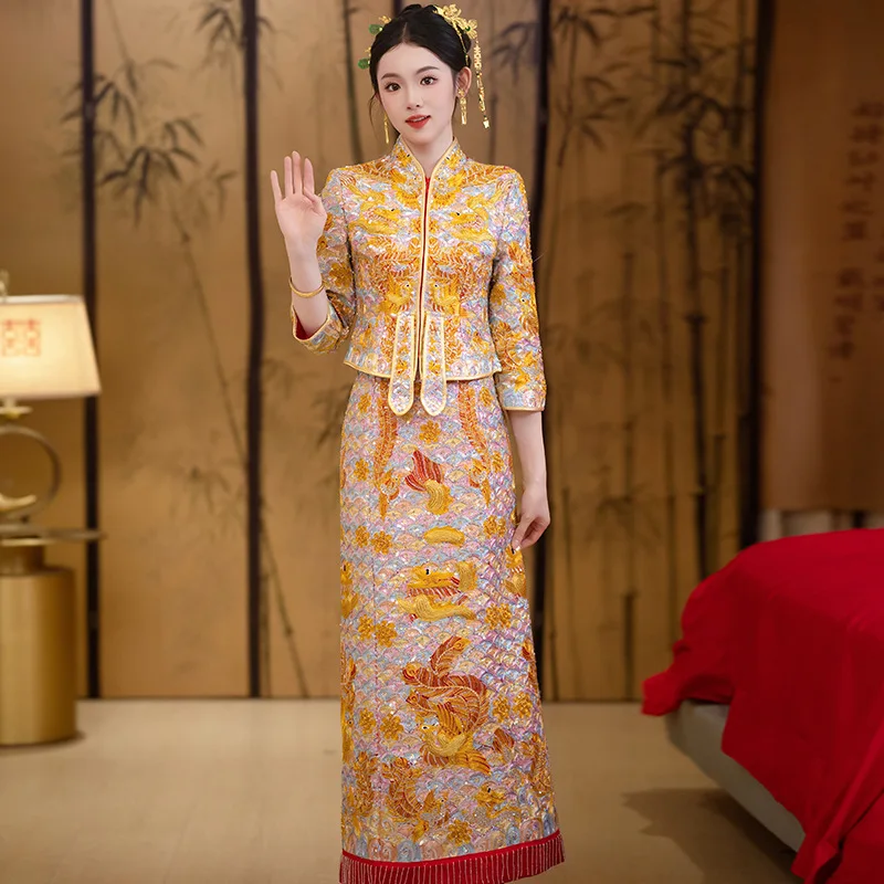 

Китайский стиль невесты блестящее платье цвета шампанского Cheongsam традиционное свадебное платье с кисточками и бисером Ципао с высоким разрезом
