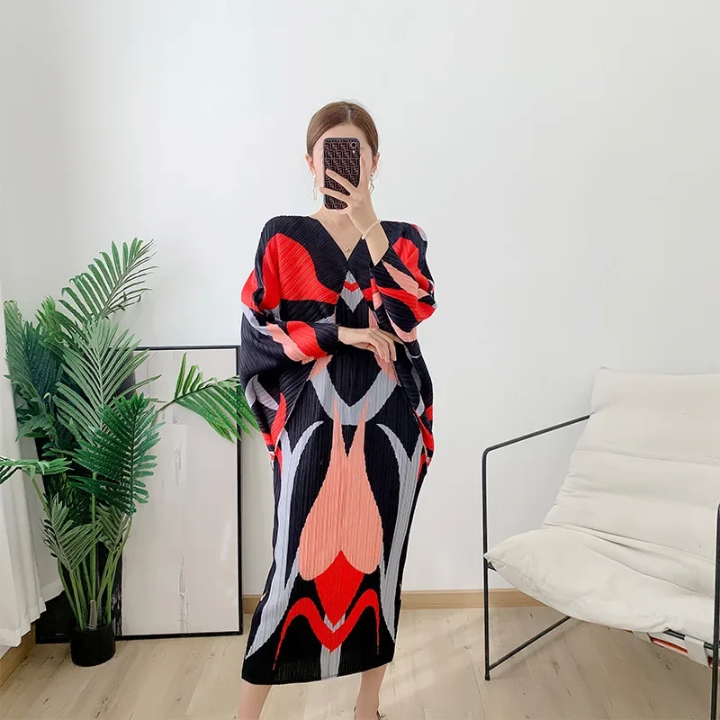 Miyake Pleated Autumn And Winter New V-neck Print Dress With Seven-point Sleeves Loose Fashion Slim maxi Dresses Female 2022