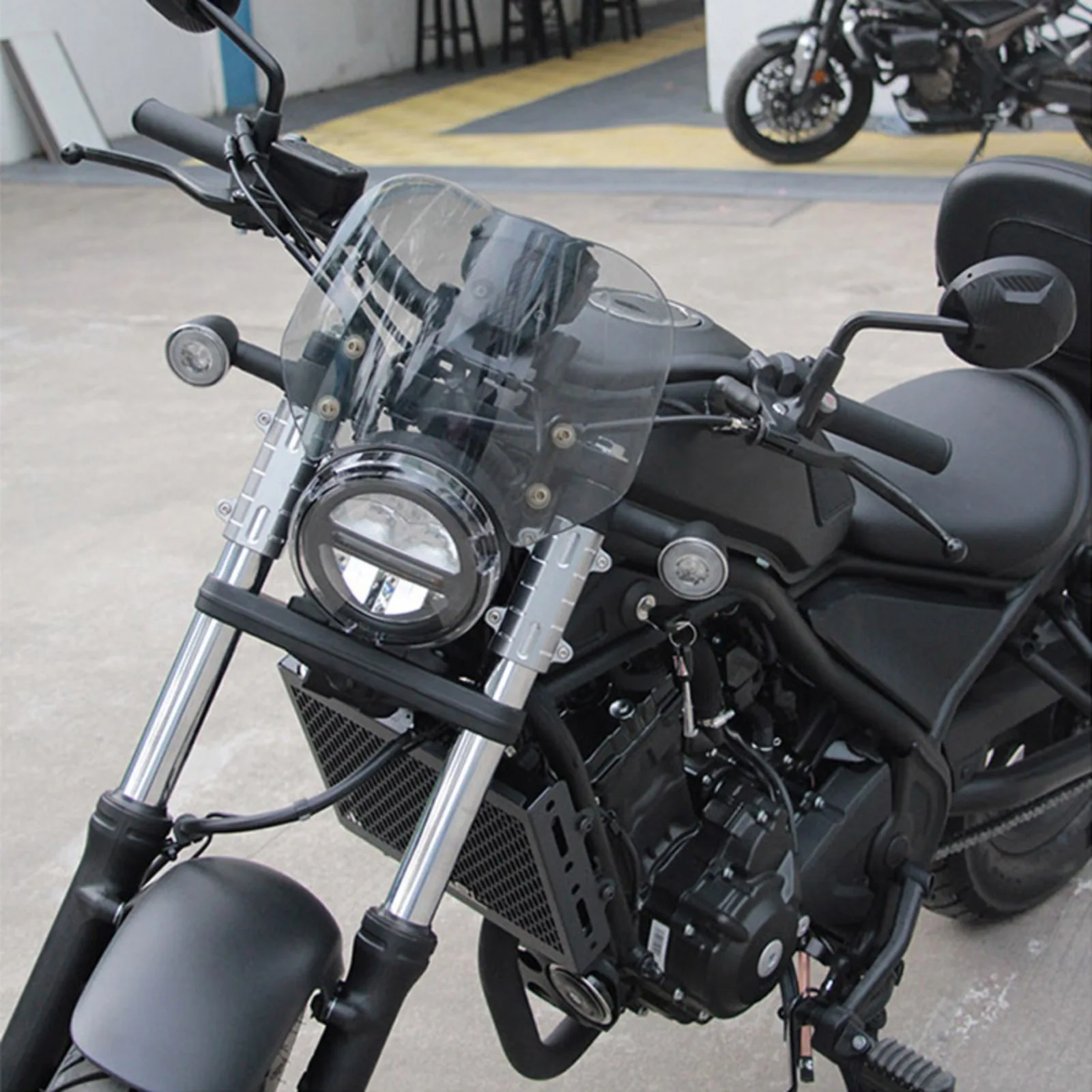 

Windshield w/Bracket Deflector Screen For HONDA Rebel 300/500 CMX 2017-2023