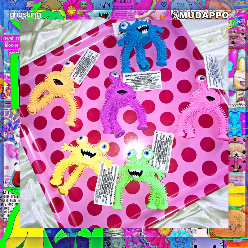 Cute Monster Stress Relief Decoration Bag Accessories Three Legged Monster Toy Fashionable Clothing Accessory for Women