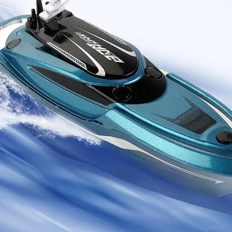 Boat Toy For Water Rechargeable Small Speed Boat Electric Speedboat Model Children Water Toy For Family Gatherings Entertainment