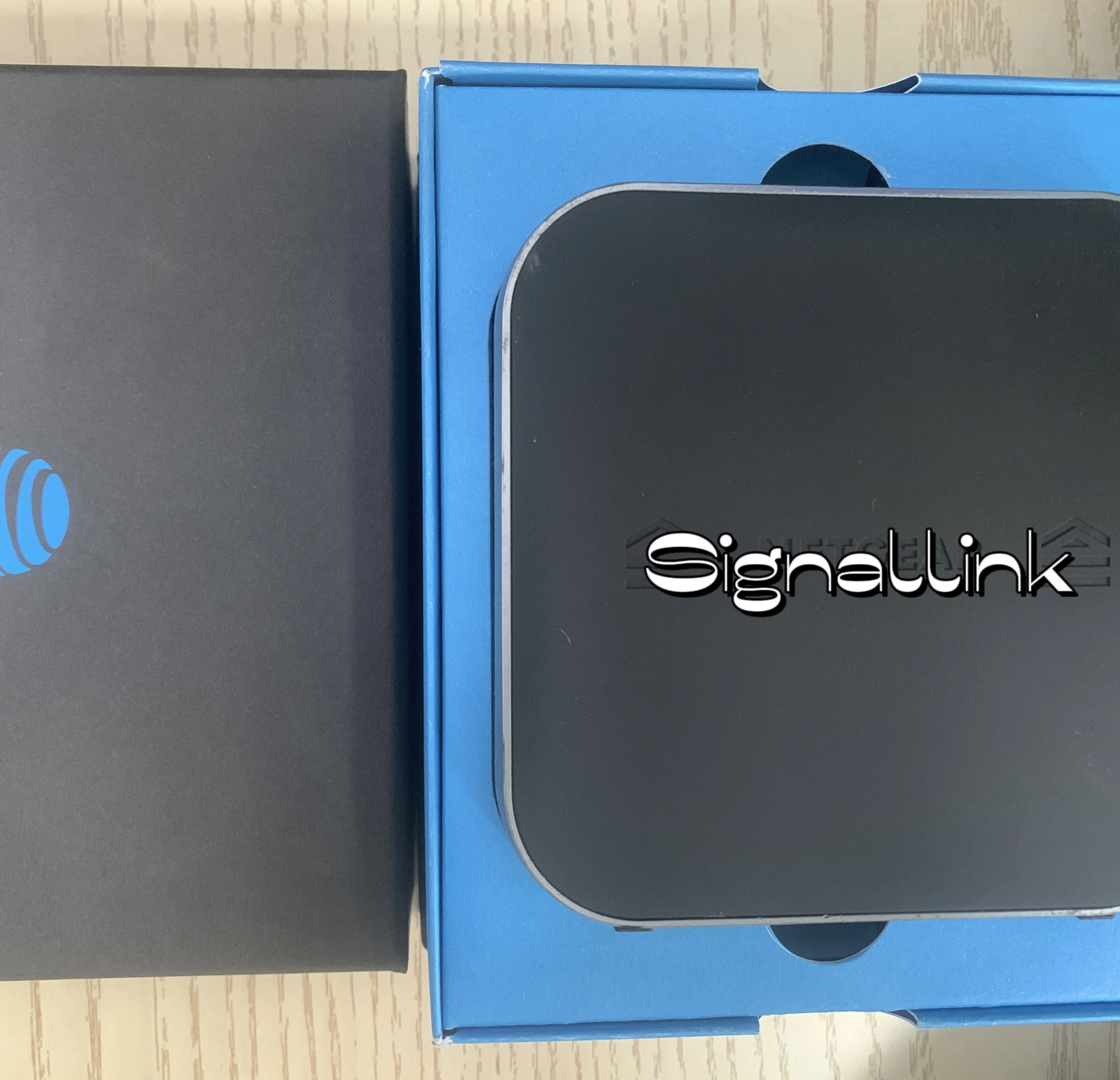 signallink M1 MR1100 4GX Gigabit LTE Mobile Router UnlockedCat16 1Gbps WiFi Hotspot（second hand 95%new  US version）