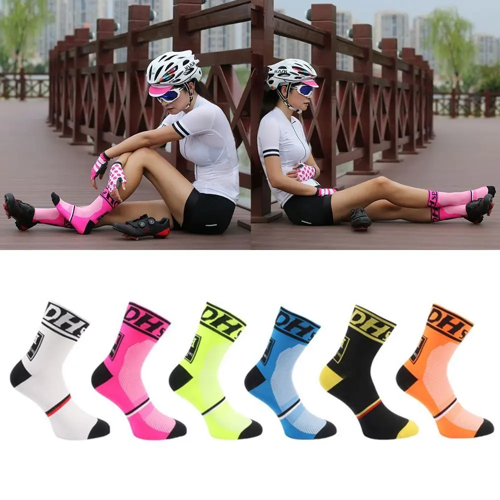 

1 Pair Outdoors Sports Breathable Cycling Socks Sweat-absorbent Shaping Sports Socks Unisex Anti-friction Bicycle Sock Running