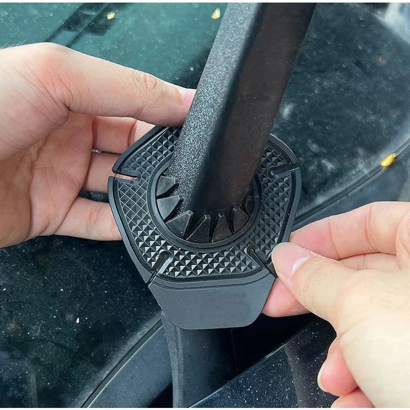 

Car wiper hole protective cover wiper dustproof hole plug anti-leaf silicone dustproof protective cover anti-dust and waterproof