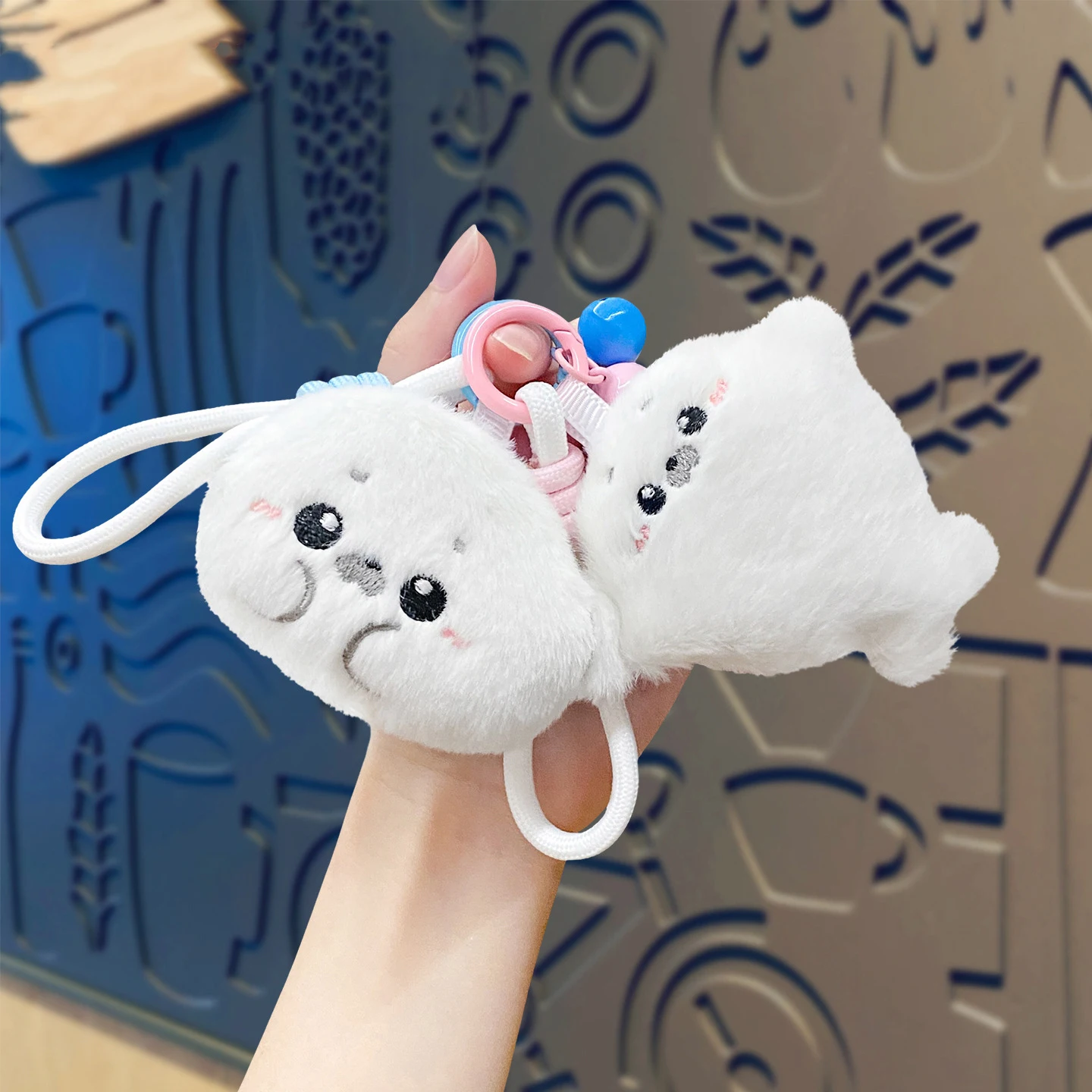 

Мягкая тюлень, плюшевая кукла, брелок, кулон, мультяшное милое животное, аксессуары для кукол, кавайный пушистый брелок с уплотнением, сумка, очаровательное украшение для дома