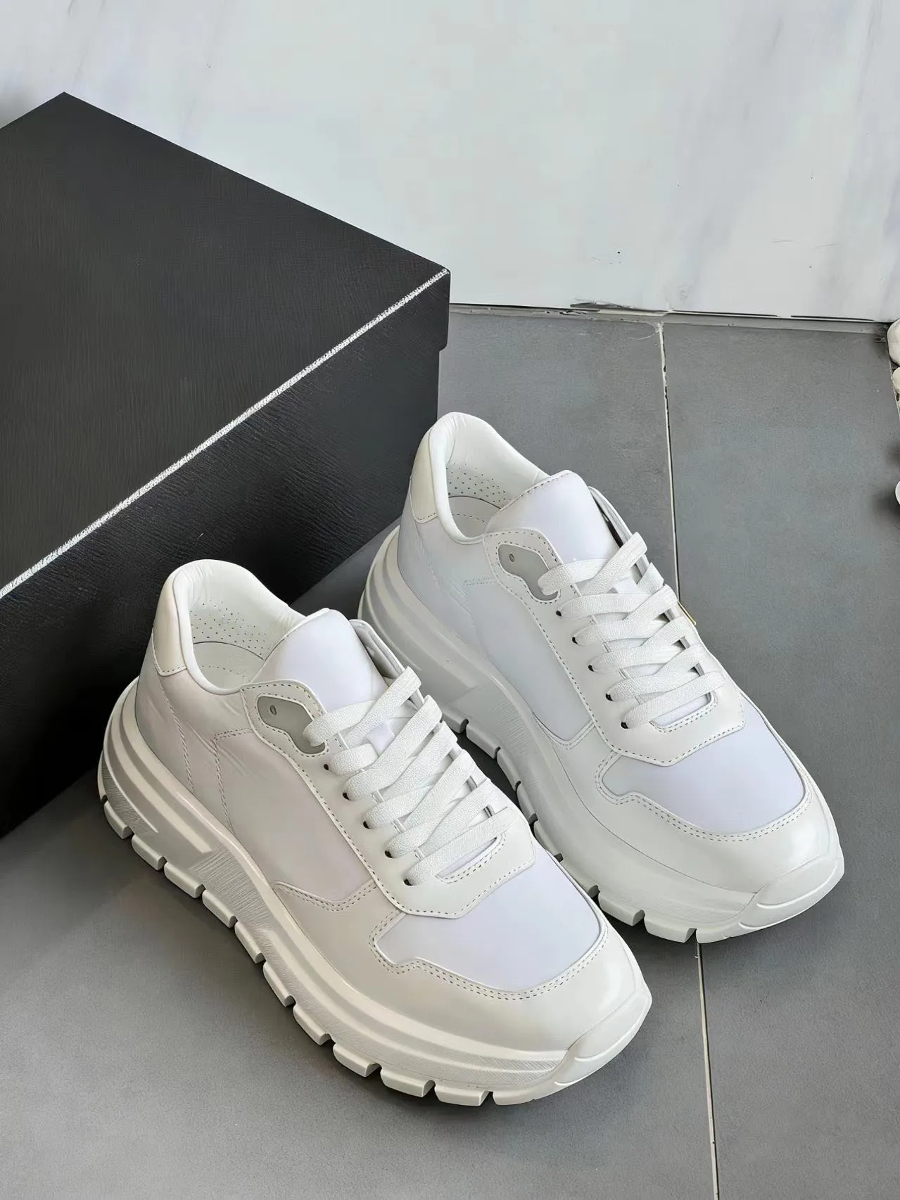 

Women White Sneakers Low-top Nylon Leather Shoes