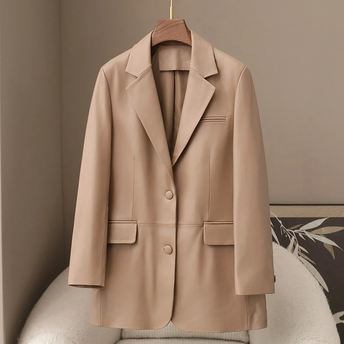 Рисунок 4 - 2025 Новая куртка из натуральной овчины