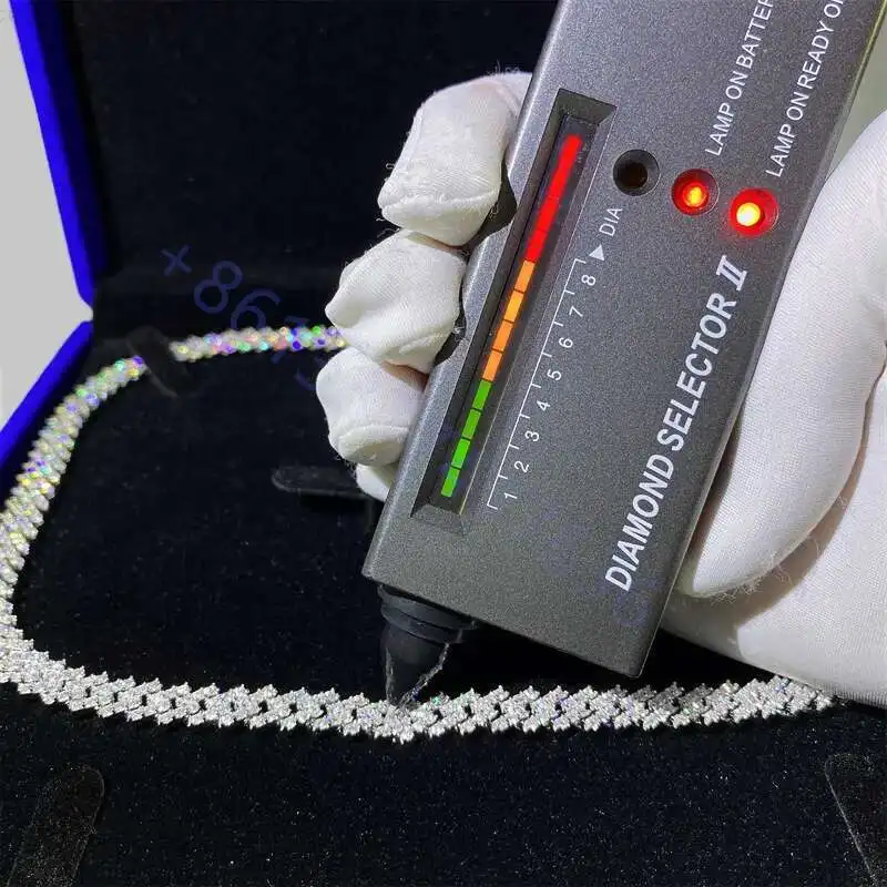 

8mm Width Hip Hop Bling Jewelry Vvs Moissanite Iced Out Cuban Link Chain