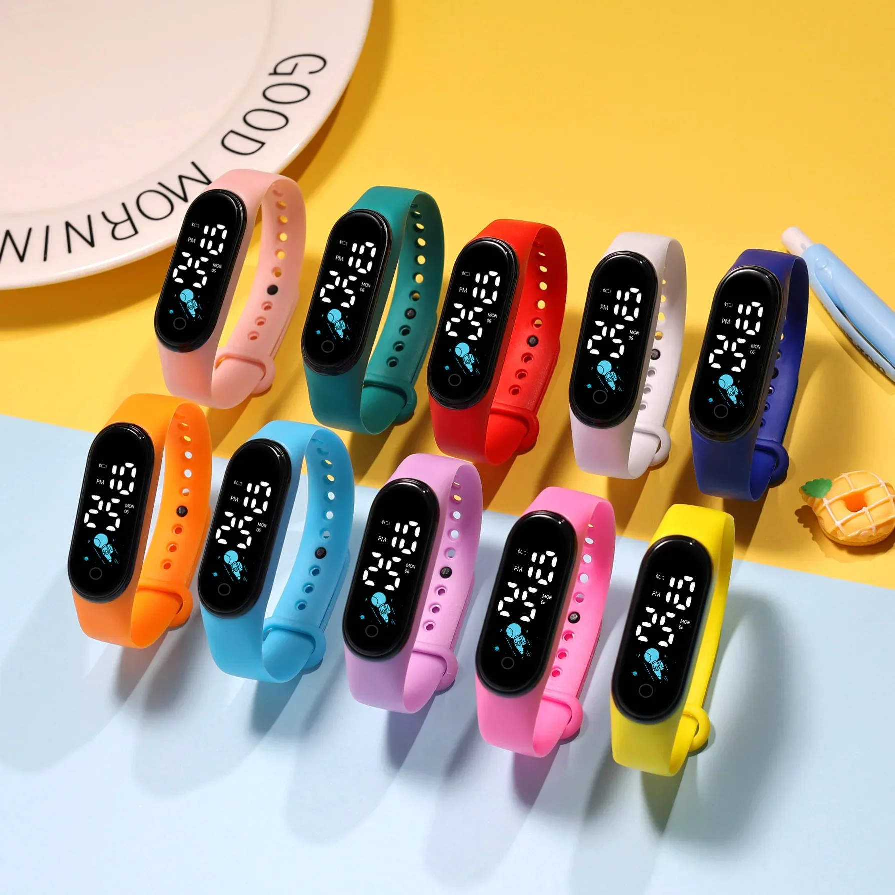 LED-Smartwatch für Kinder, modisch, im Freien, wasserdicht, berührbar, Sport-Kinderuhren, Jungen- und Mädchen-Digitaluhren, Silikon-Uhrenarmband